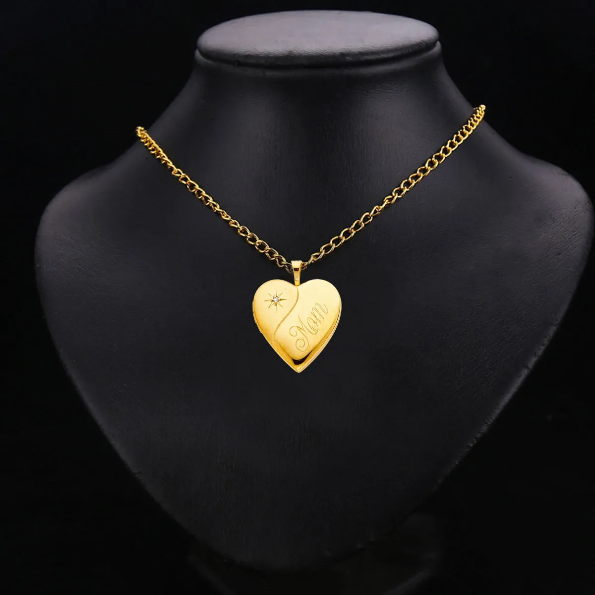 14K Yellow Gold Cubic Zirconia Mom Heart Locket