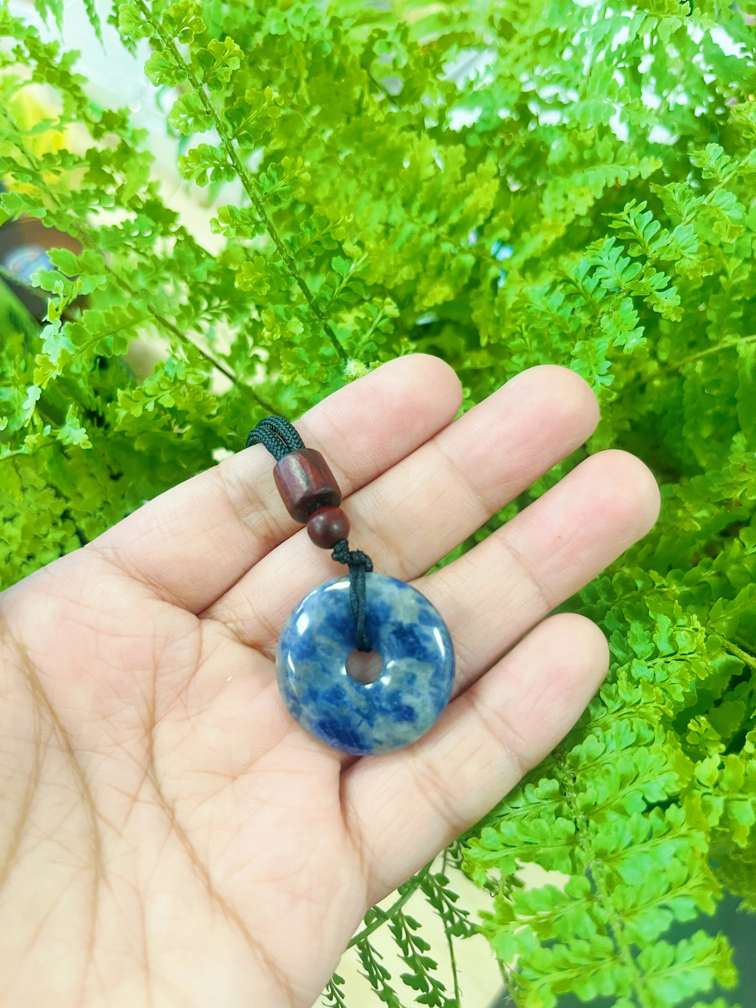 Crystal dount Necklace