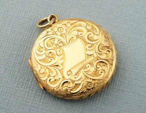 Fine Antique Edwardian 15ct Gold Engraved Circular Locket Pendant - 1910