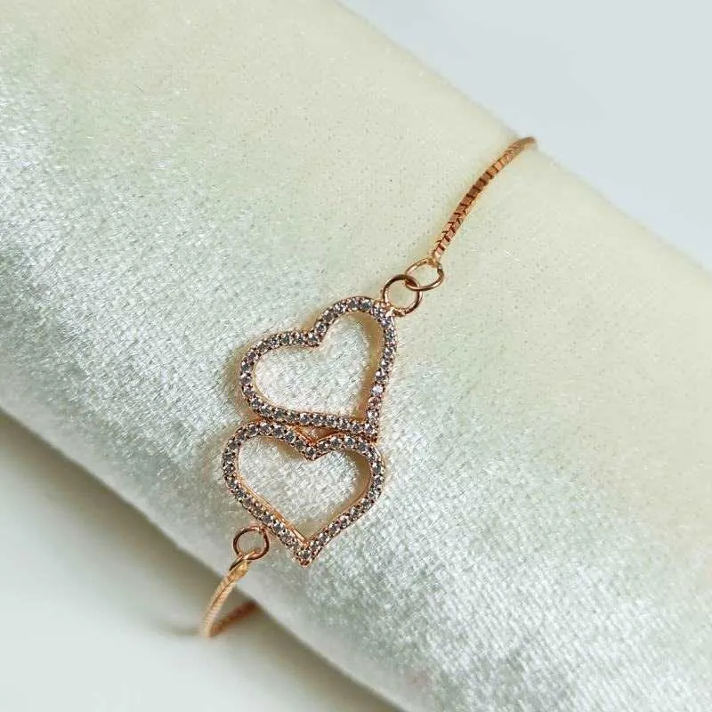 Rose Gold Charming Heart Bracelet